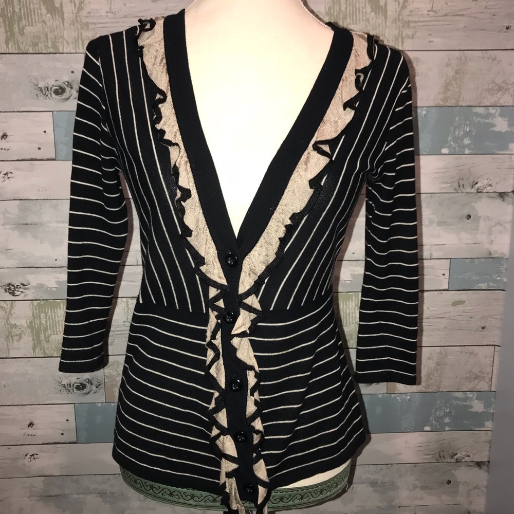 CAbi #139 cardigan size xs